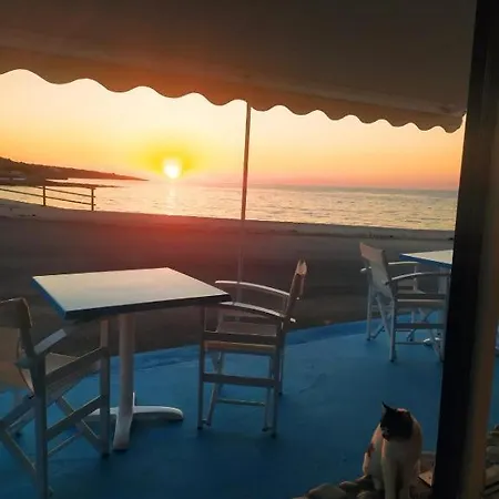 Thalassa דירה *
